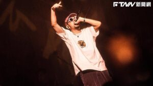 MC HotDog挨告！歌詞遭朱德庸指控抄襲漫畫　雙方低調現身北檢