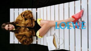 LOEWE用Amazona 180新包款慶生　強調要打開帶著走才隨性
