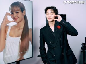 施柏宇見BLACKPINK成員Lisa當場告白「我愛妳」！近況曝光　自爆過年差點包不出紅包